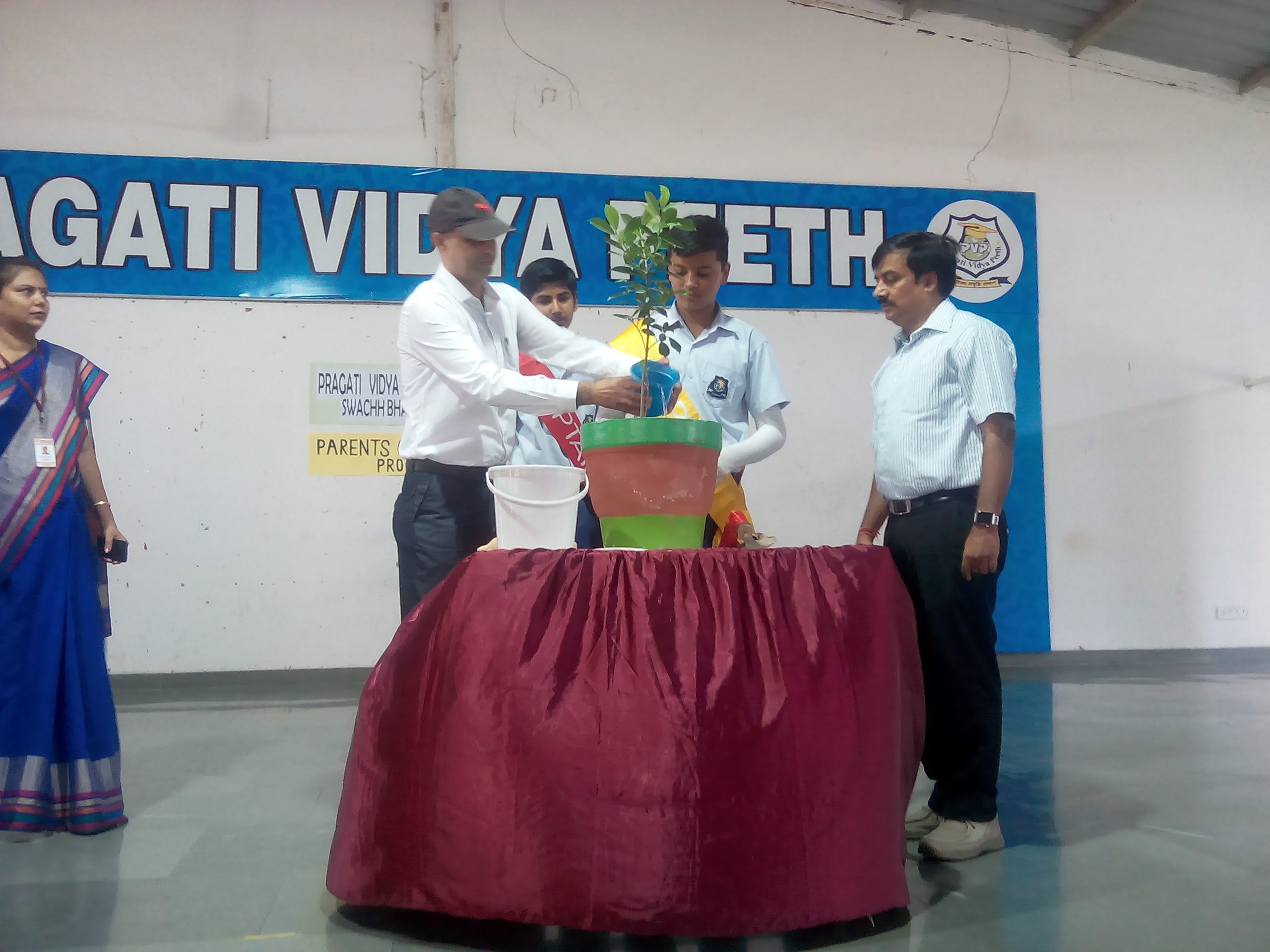 PRAGATI VIDHYA PEETH CELEBRATE SWATCH BHARAT WEEK DAY - 1 ORIENTATION  PROGRAM 