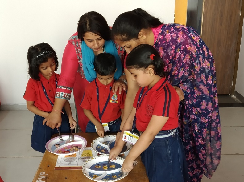 Pre - Primary Activity Cutlery Etiquette Class