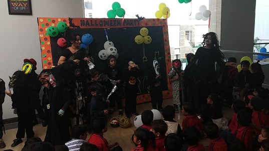 PRAGATI KIDS PRE - PRIMARY HALLOWEEN PARTY